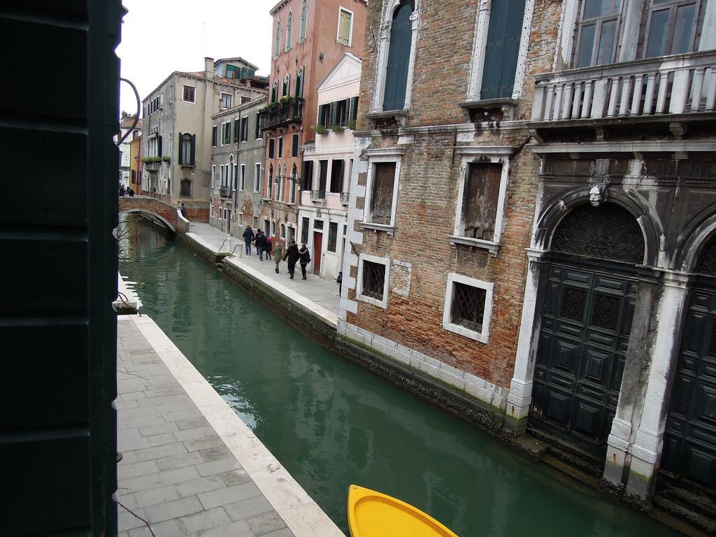 Hotel Iris Venice Luaran gambar