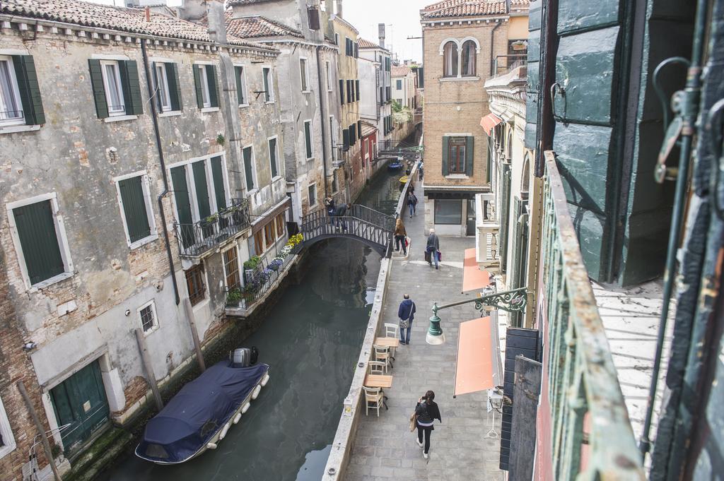 Hotel Iris Venice Luaran gambar