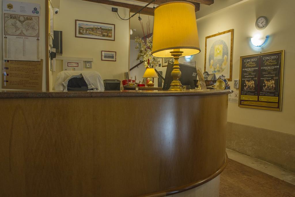 Hotel Iris Venice Luaran gambar