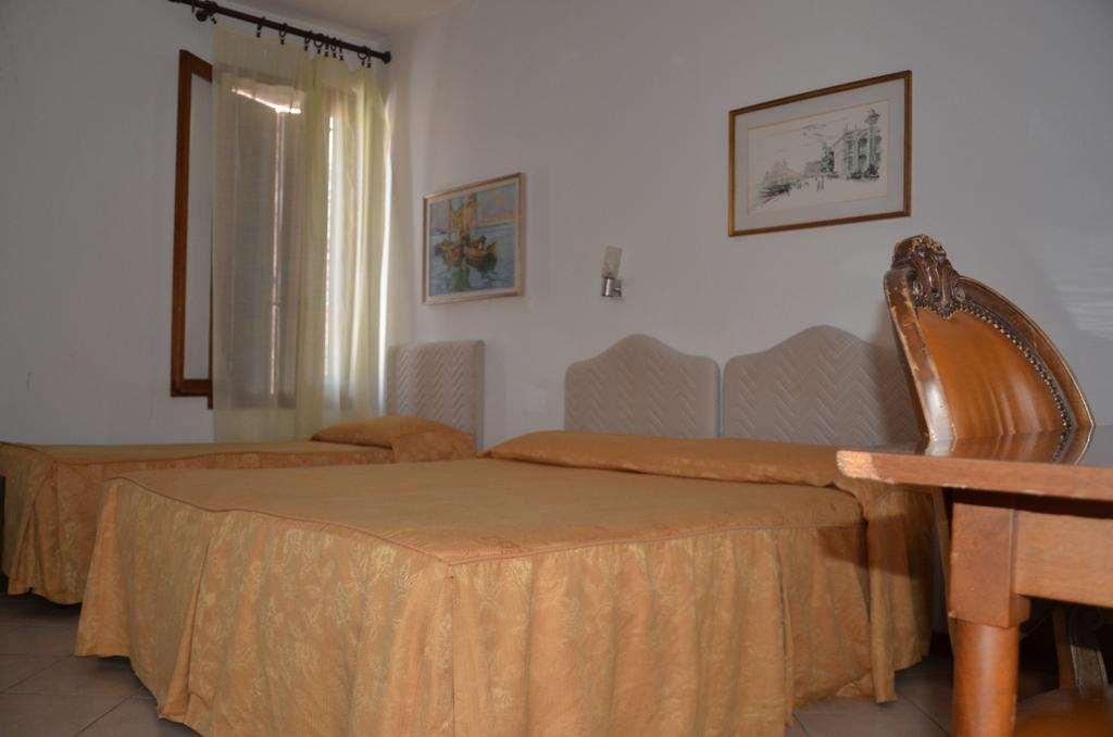 Hotel Iris Venice Bilik gambar