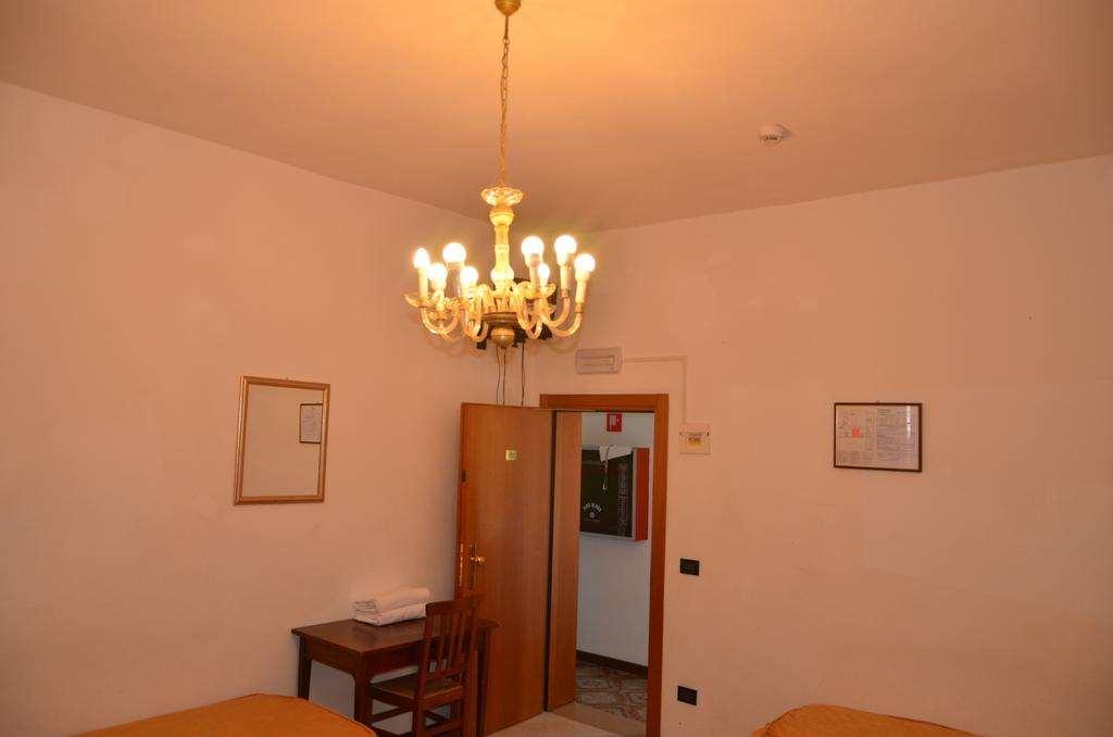 Hotel Iris Venice Bilik gambar