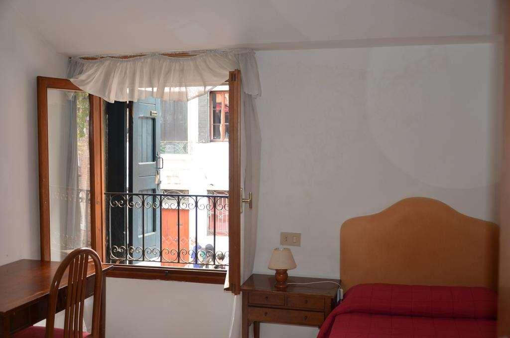 Hotel Iris Venice Bilik gambar